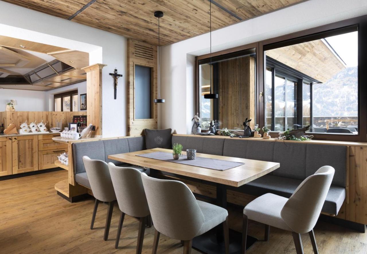 Hotel Garni Tirol Ladis Luaran gambar