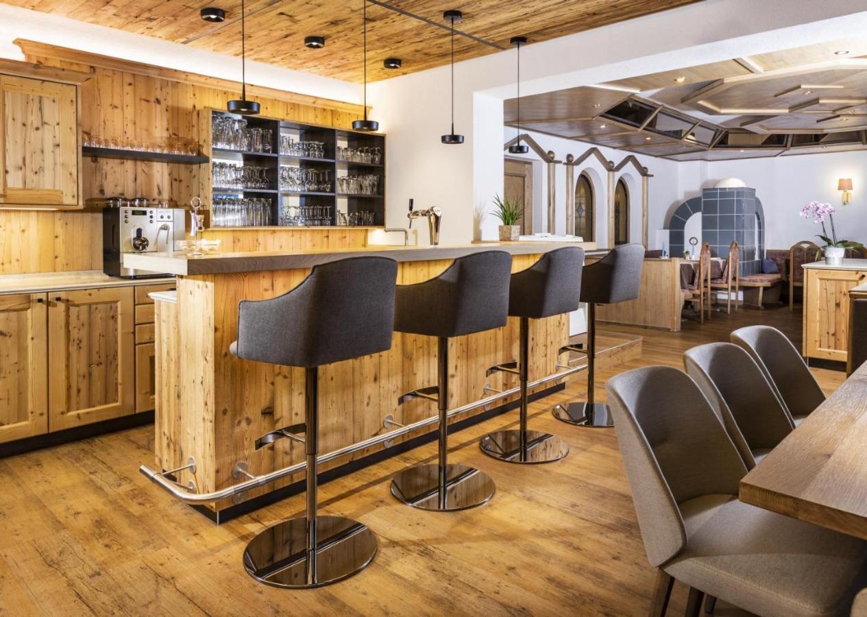 Hotel Garni Tirol Ladis Luaran gambar