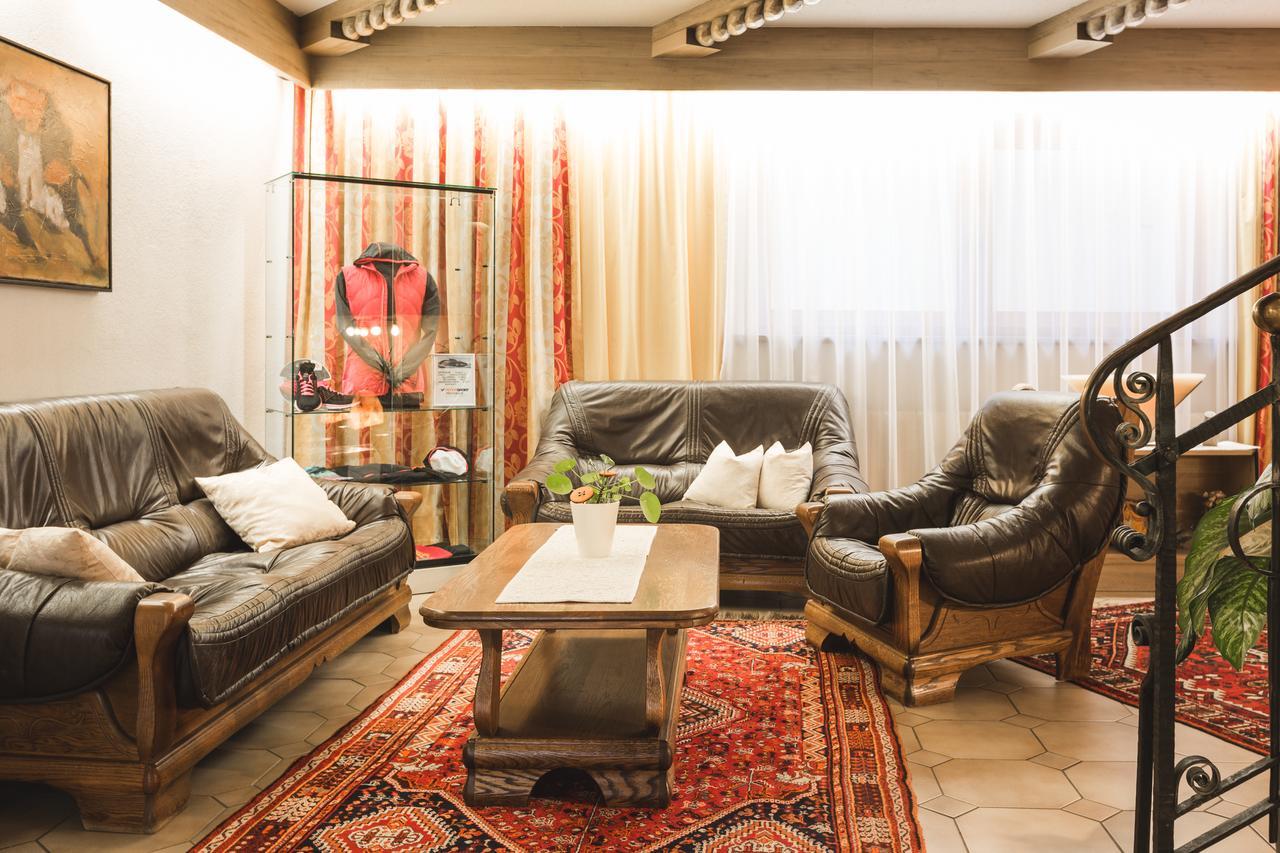 Hotel Garni Tirol Ladis Luaran gambar