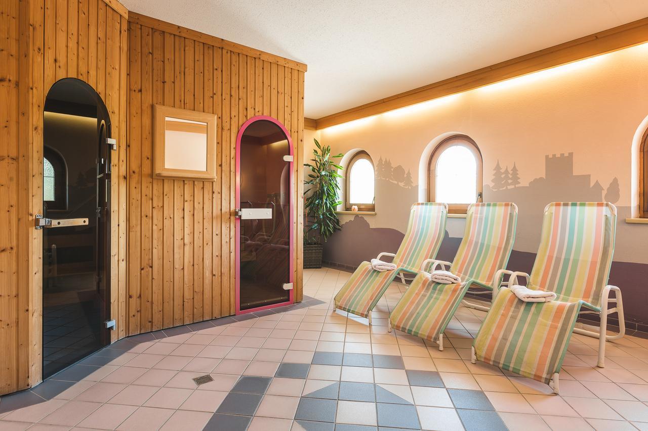 Hotel Garni Tirol Ladis Luaran gambar