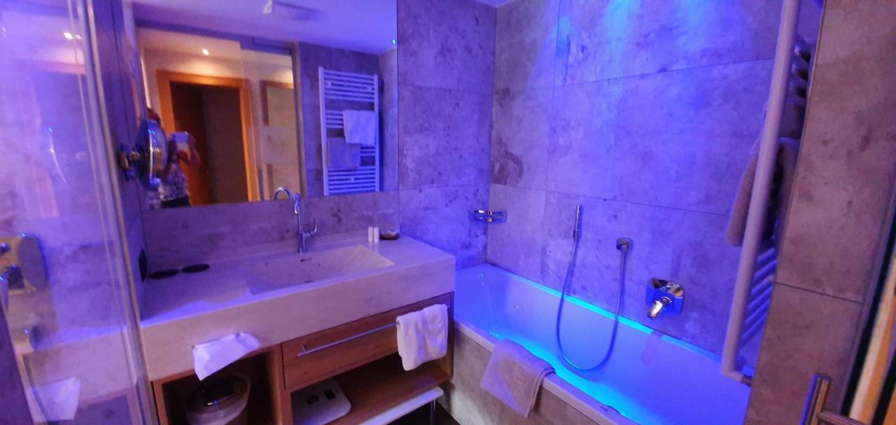Hotel Garni Tirol Ladis Luaran gambar