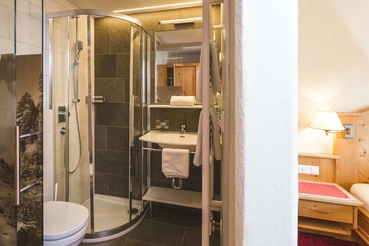 Hotel Garni Tirol Ladis Luaran gambar